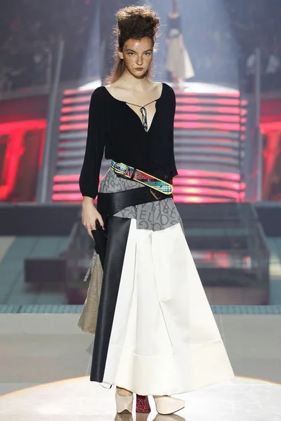 Look 6
